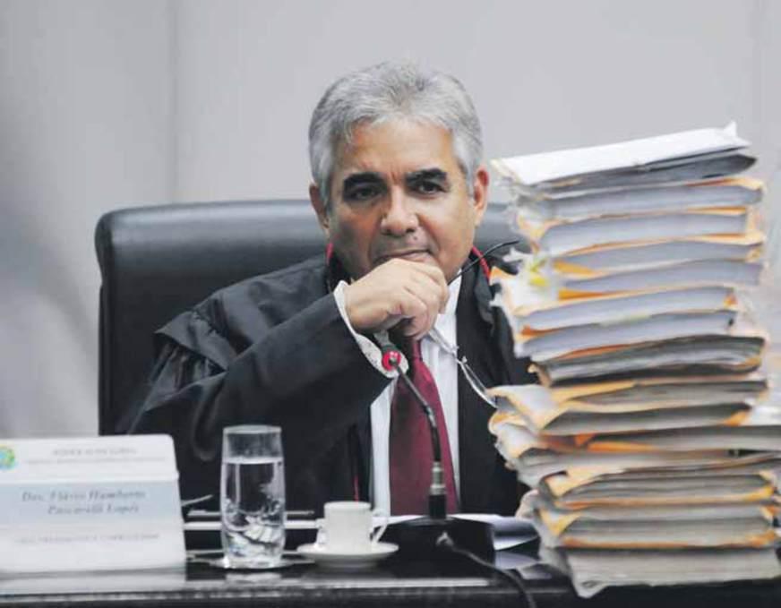 Falta de juízes no AM prejudica andamento de processos