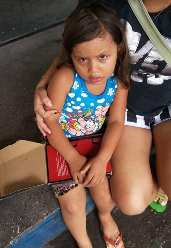 Criança que havia se perdido no Centro é resgatada pela mãe