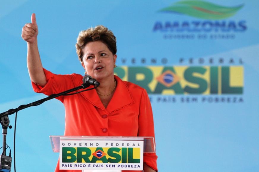 Pesquisa indica que recuperação da popularidade do governo Dilma é interrompida