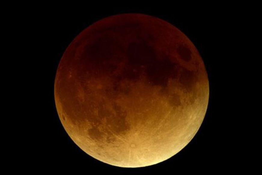 Eclipse lunar poderá ser visto no Brasil nesta noite