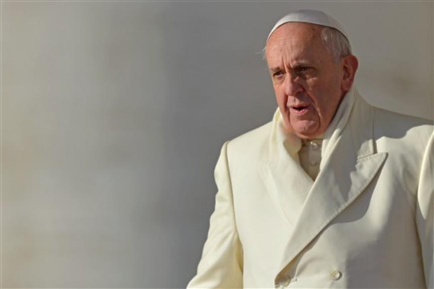 Papa diz que tráfico humano é crime contra a humanidade