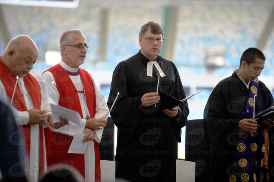 Religiosos criticam decisão que não considera umbanda e candomblé religiões