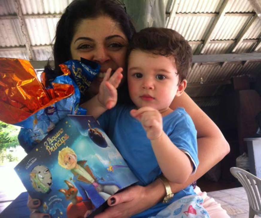Feliz Dia das Mães, madrinha!