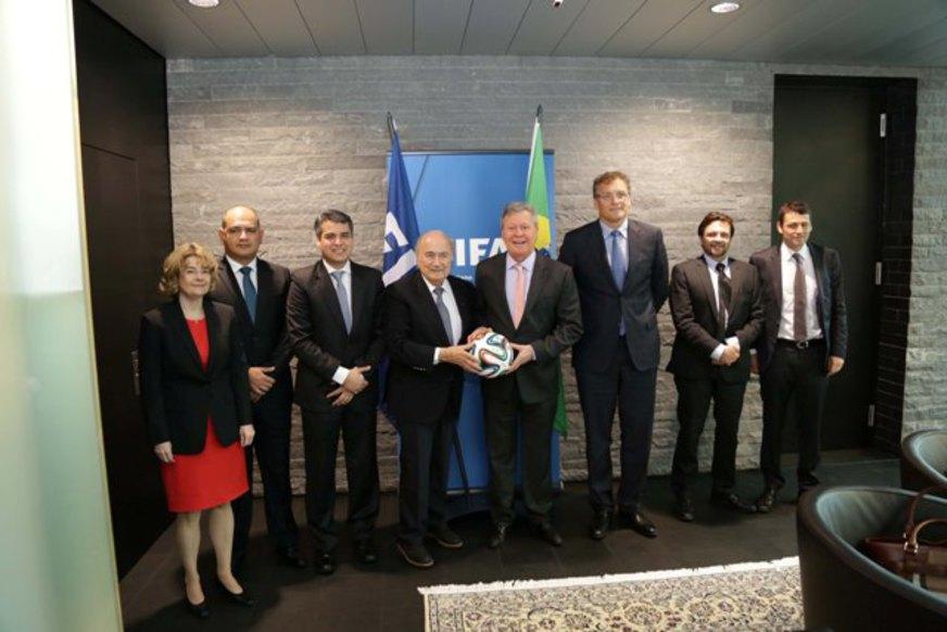 Manaus espera 80 mil estrangeiros para a Copa do Mundo, estima prefeito