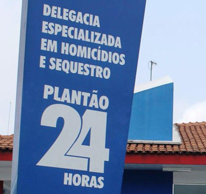 Feirante é morto a tiros enquanto dirigia motocicleta em Manaus