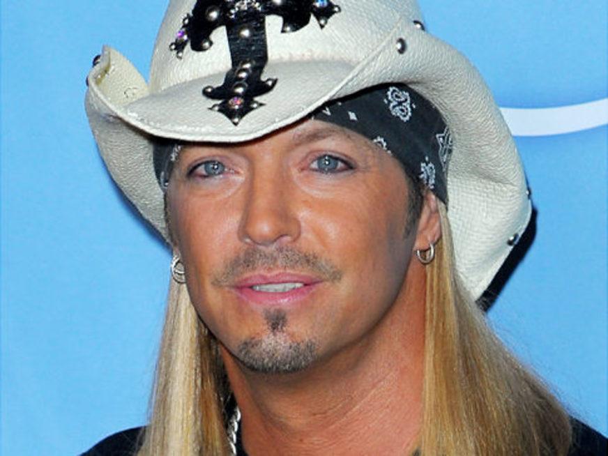 Roqueiro Bret Michaels encerra show nos EUA após passar mal