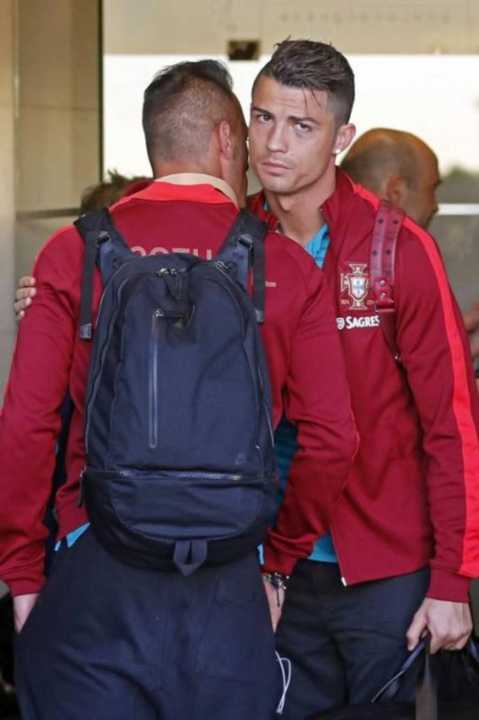 Copa 2014: Cristiano Ronaldo desembarca em Lisboa com o olho roxo neste sábado (28)