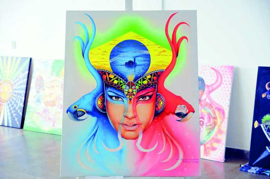 Cultura de Parintins é retratada em obras de arte
