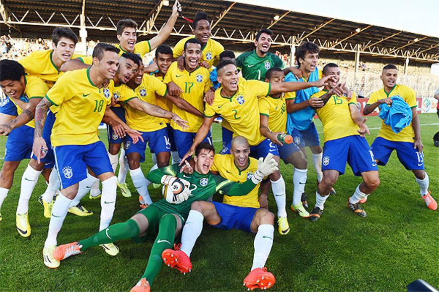 Brasil é campeão goleando a França na final em Toulon
