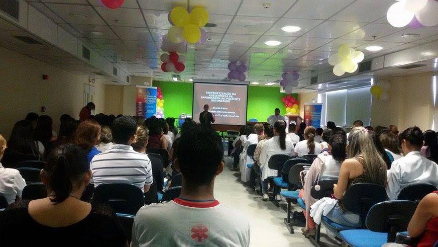 FCecon avança em atualização profissional e na área científica