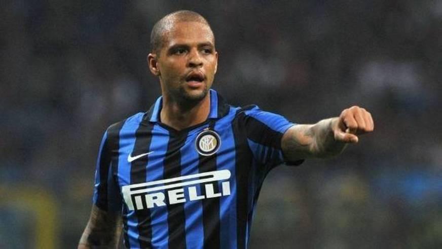 Felipe Melo em rota de colisão com o comentarista Neto