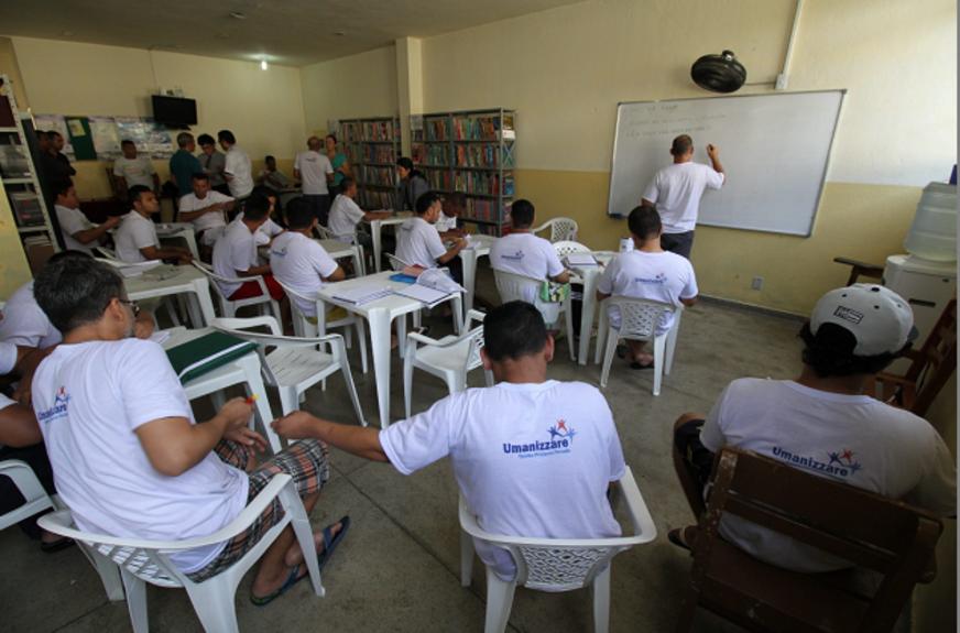 Projeto Bambú auxilia os internos na preparação para as provas