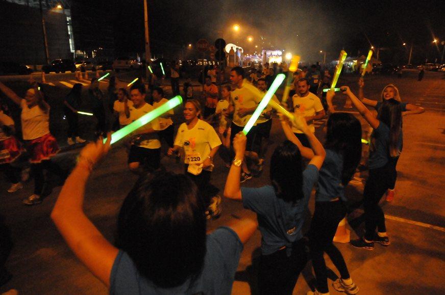 Caprichoso e Garantido são tema da Corrida Jovem Pan Night Run