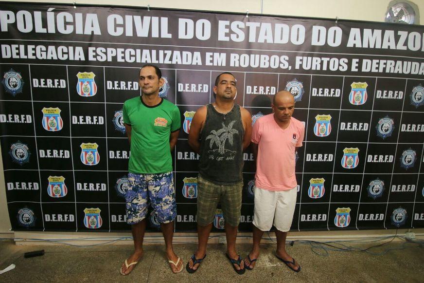 Trio é preso suspeito de comprar e vender pneus em nome de supermercado