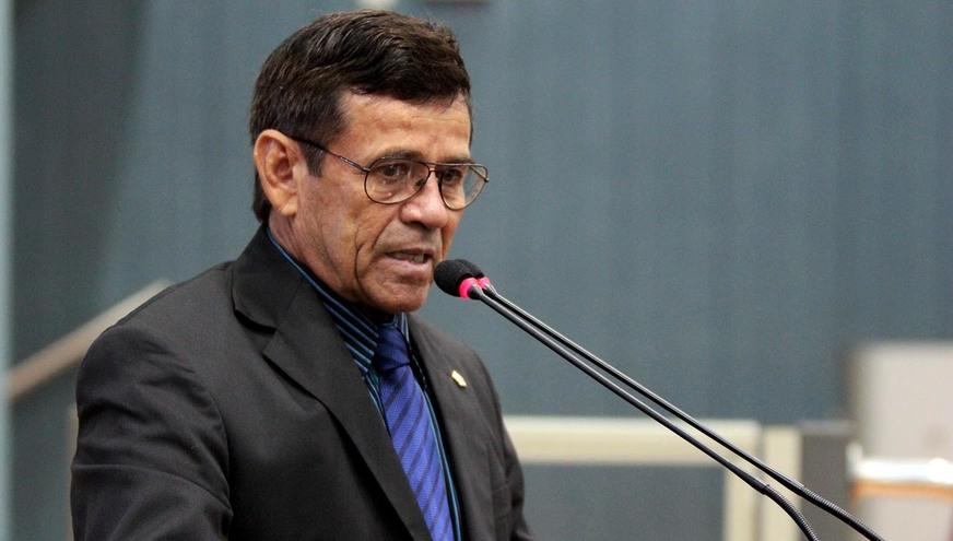 Sem o aval da CCJ, vereador quer aprovar cota de vagas para dependentes químicos