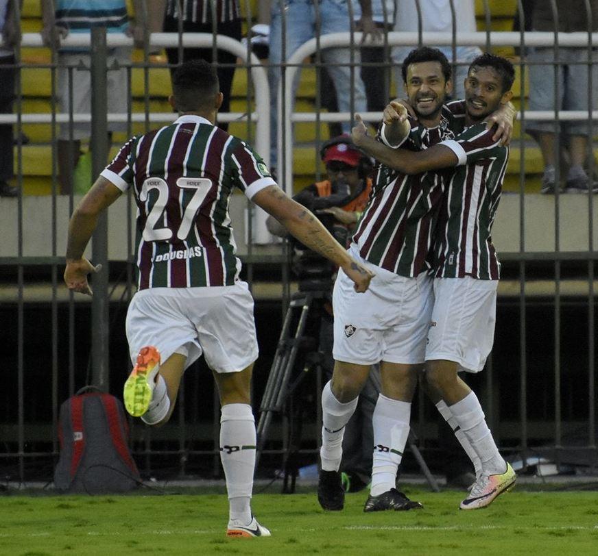 Fluminense vence Botafogo e chega a segunda vitória no Brasileirão