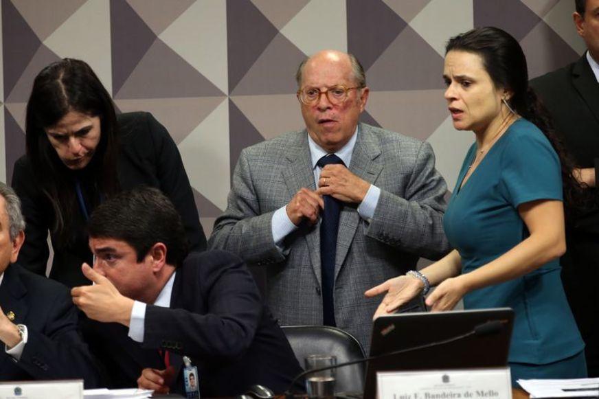 Autores do impeachment de Dilma pedem diligências e oitivas à Comissão do Senado
