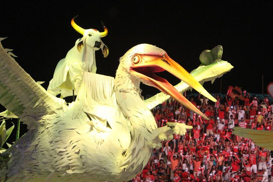 Com ‘Tradição e Fé’, Garantido dá espetáculo na 2ª noite na arena do Bumbódromo
