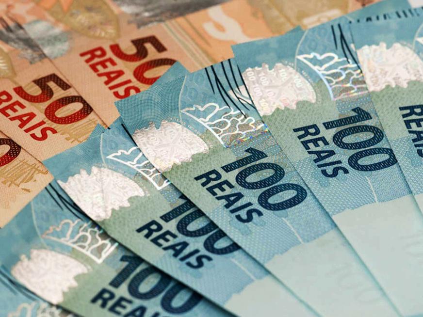 Mercado reduz estimativas para inflação e queda no PIB este ano