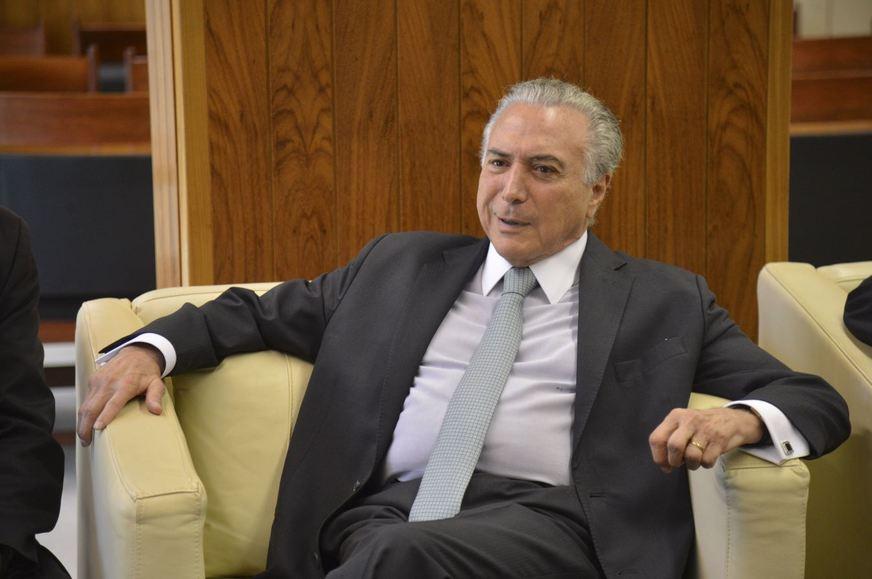 Temer e equipe econômica decidem hoje à noite meta fiscal de 2017