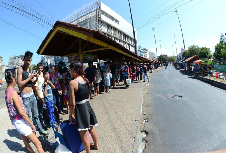 Sem ter 100% do transporte, população é impedida de se programar para sair