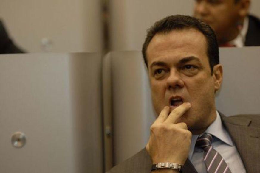 Inegibilidade por causa de cassação