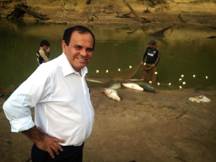 De volta ao coronelismo