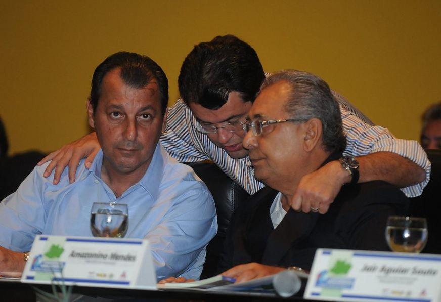 Pensão para ex-governadores é investigada