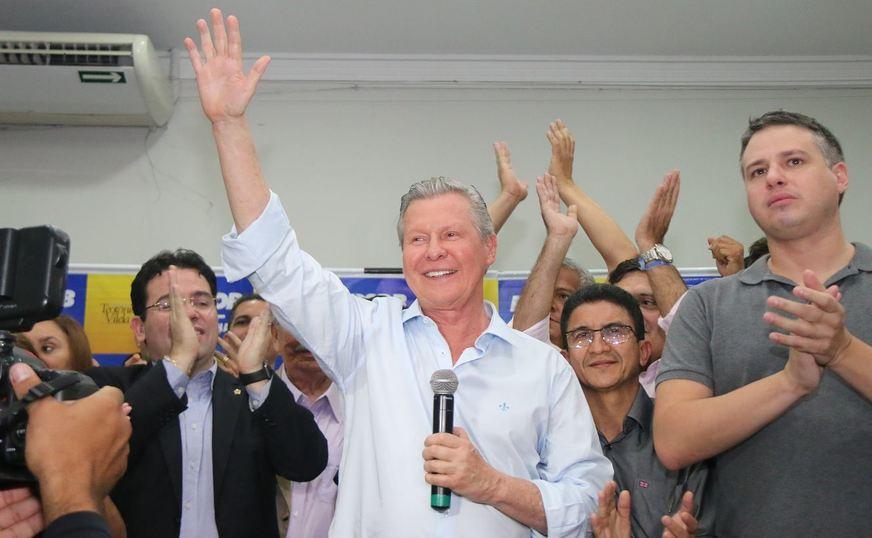 Artur: entre um homem e uma mulher