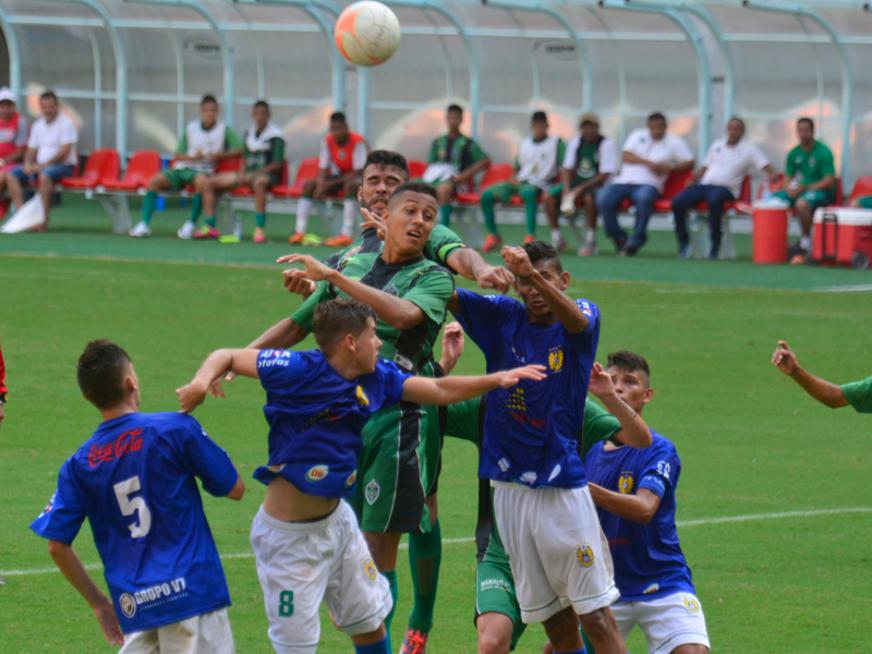 Nacional apresenta novo elenco para disputa do Amazonense 2016