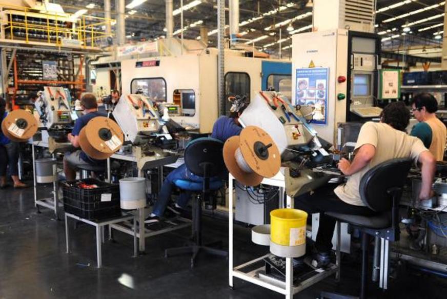 Produção industrial cresce pelo quarto mês consecutivo, com alta de 1,1%