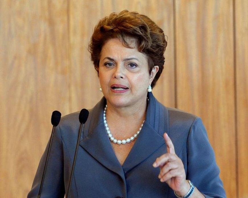 Parecer sobre processo de impeachment será lido hoje no Senado