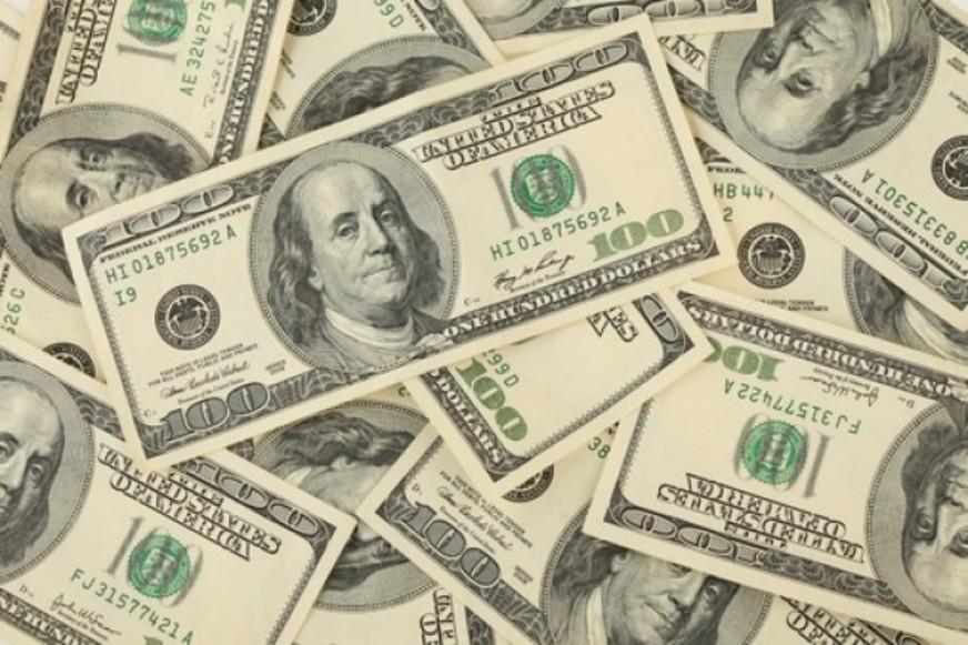 Dólar sobe quase 1% ante real com cenário externo e atuação do BC