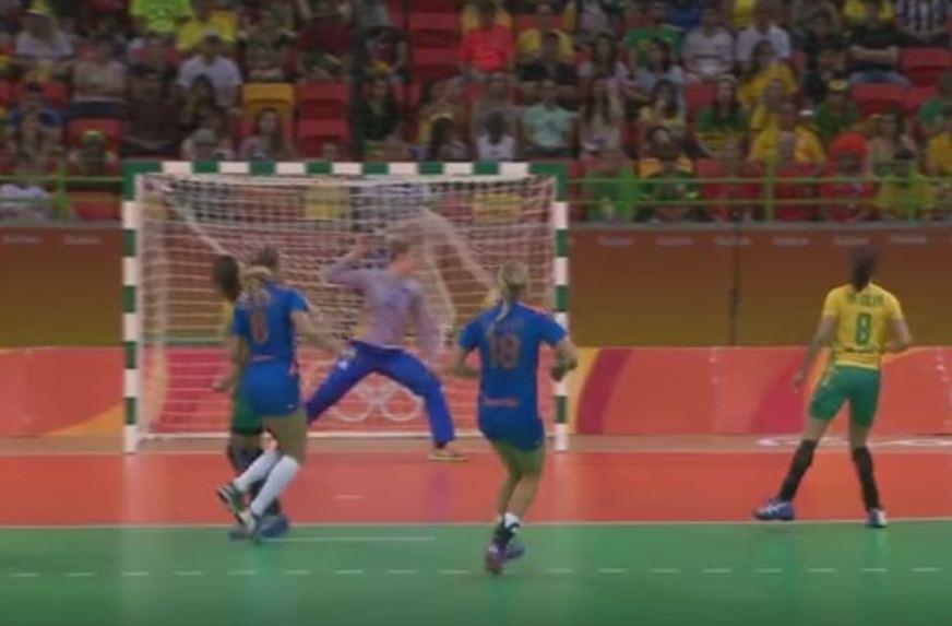 Seleção de handebol do Brasil perde para a Holanda e está fora das Olimpiadas