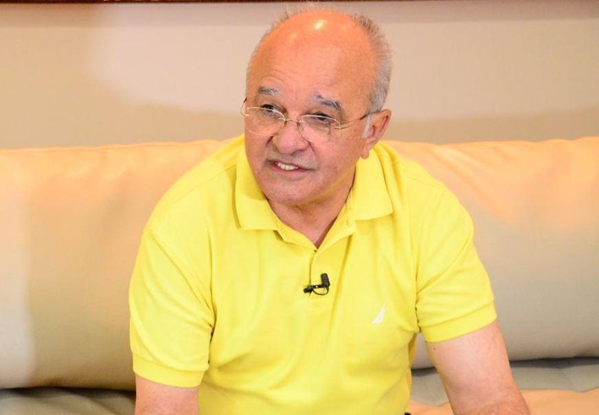 Melo: é cedo para declarar voto para prefeito