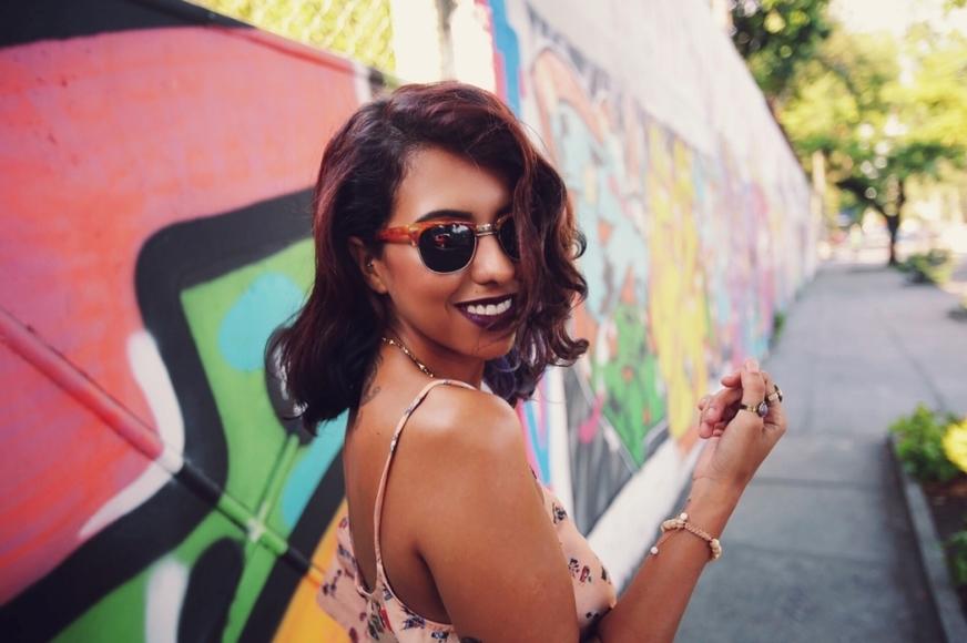 ‘A moda ainda é muito opressora’, afirma blogueira Carla Lemos, do ‘Modices’