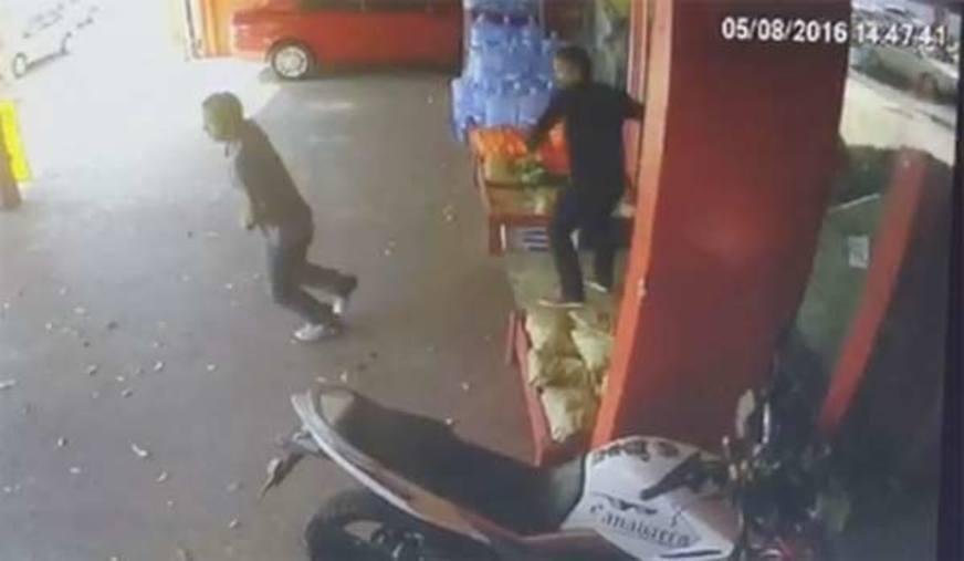 Polícia divulga vídeo de trio cometendo assassinato em frutaria no Adrianópolis