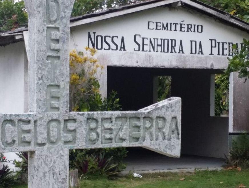 A duas semanas de Finados, cemitérios recebem mutirões de limpeza e reparos