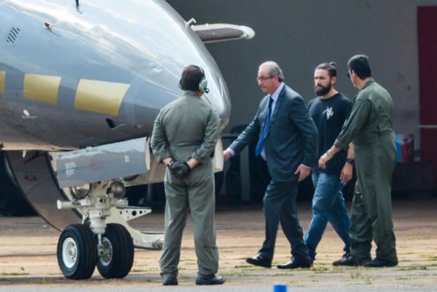 Eduardo Cunha é levado para Curitiba após prisão em Brasília