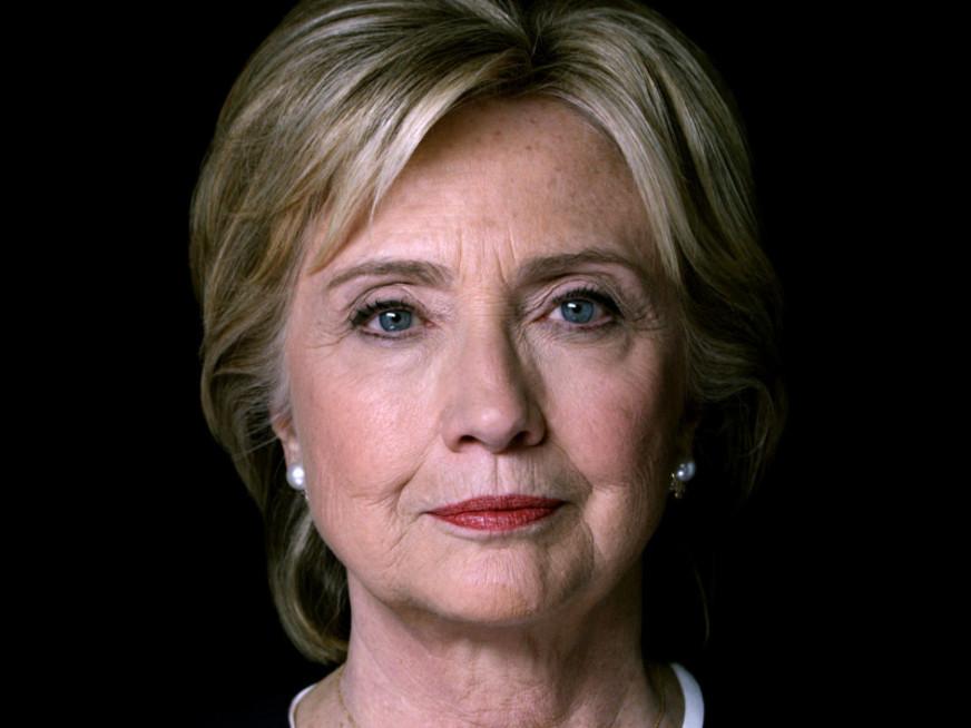 Hillary Clinton cogitou Bill Gates e Tim Cook para vice-presidente