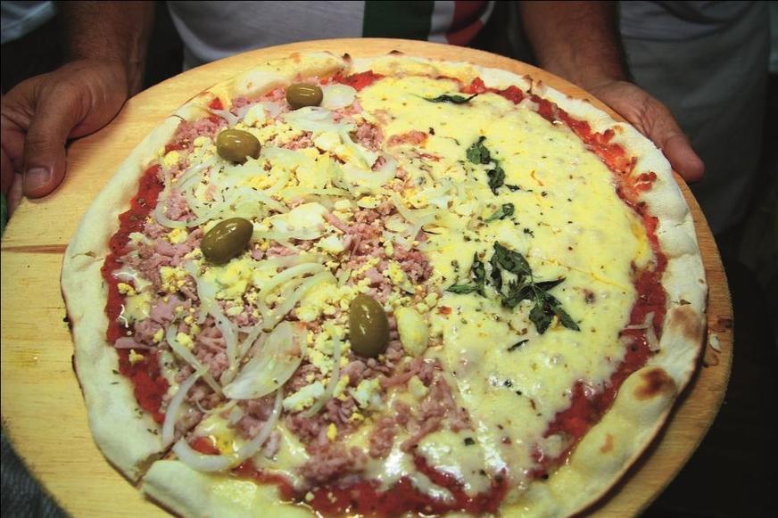 Barraca do Bixiga completa 32 anos de pizzas e solidariedade em Manaus