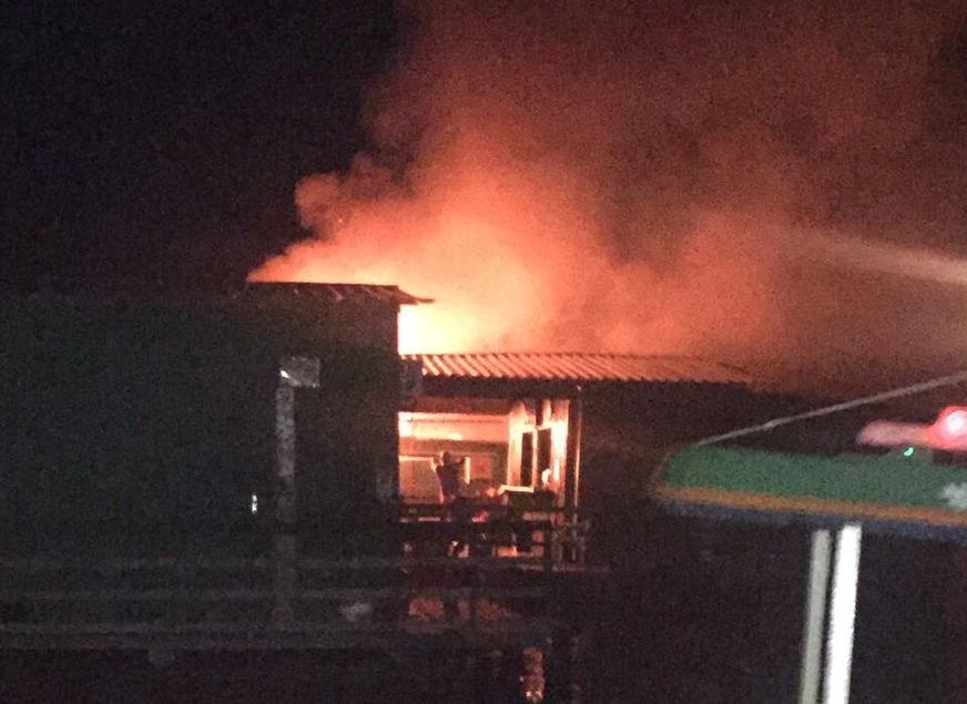 Princípio de incêndio atinge cozinha do flutuante Abaré