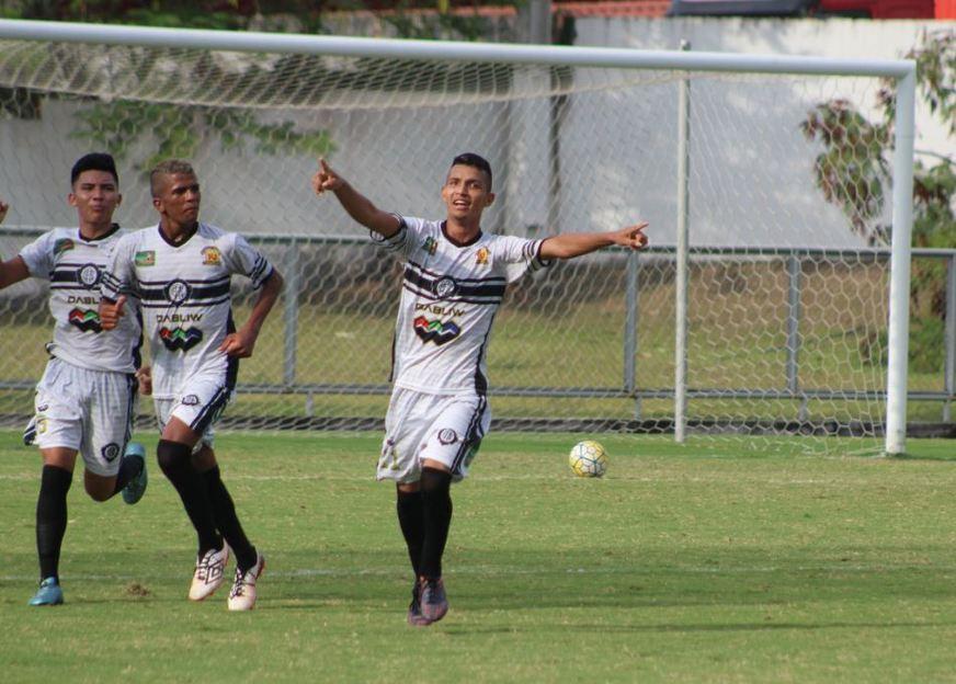 Juvenil do Rio Negro vence RioNal e está perto do título do Amazonense