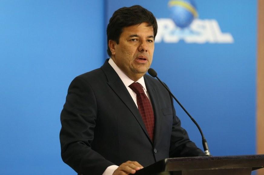 Ministério da Educação pode adiar Enem para mais estudantes