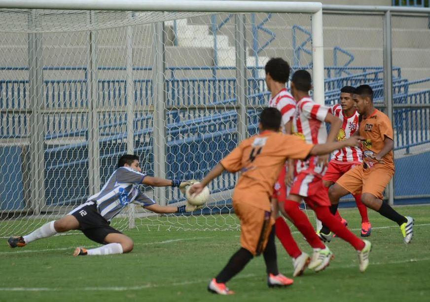 Sul América e Holanda decidem Amazonense Infantil na Arena