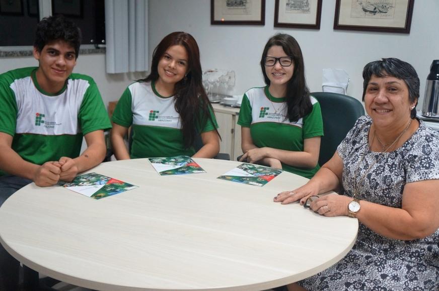 Estudantes do Amazonas vão a Índia disputar Olimpíada Mundial de Matemática
