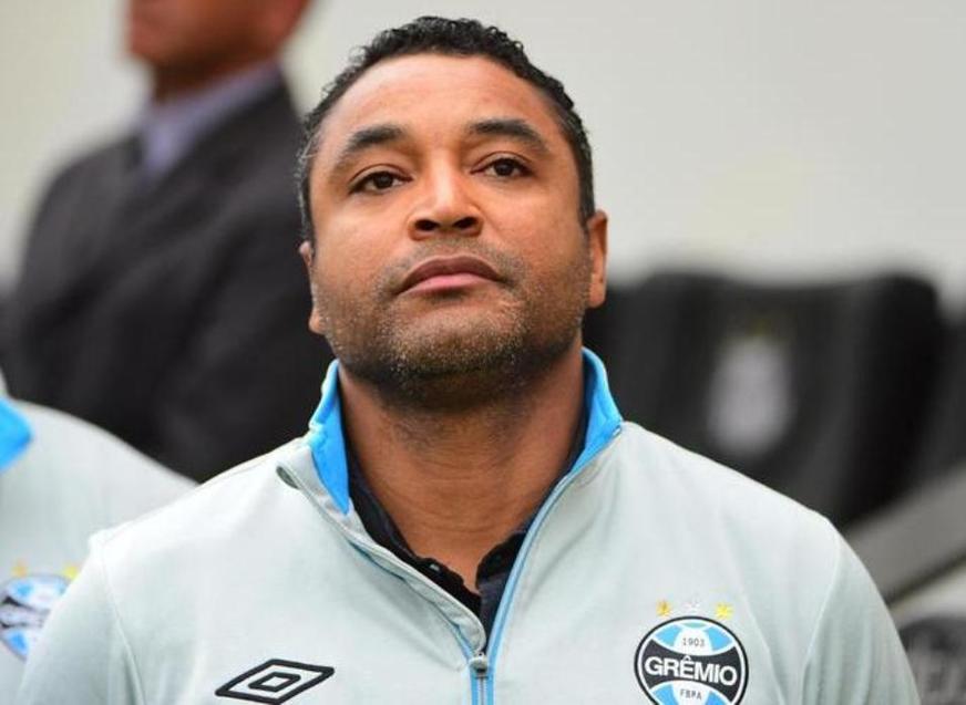 Atlético-MG oficializa a contratação do técnico Roger Machado