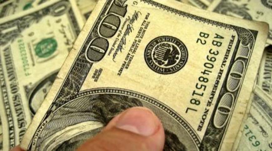 Dólar salta quase 2,5% e encosta nos R$ 3,25 com Trump eleito presidente dos EUA