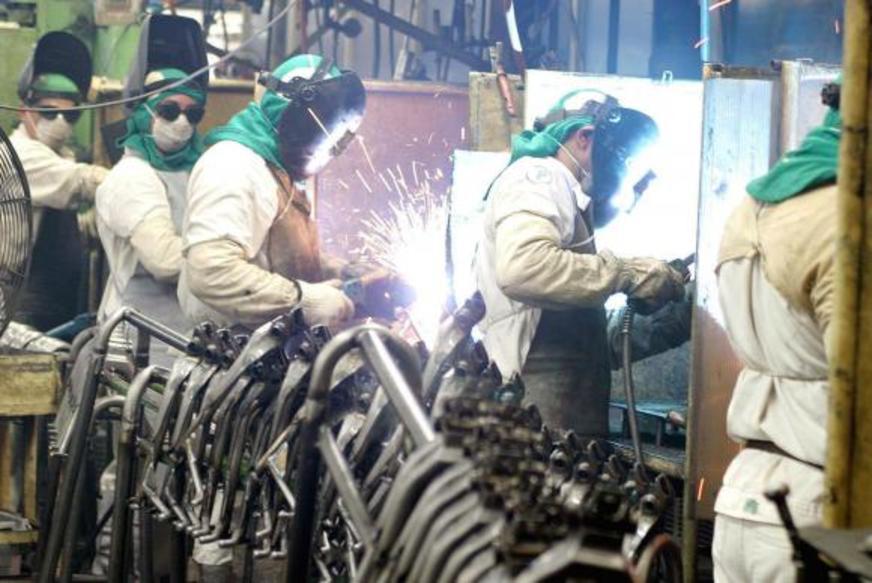 Produção industrial cresce em nove locais em setembro