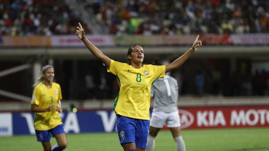 Rosana é cortada e Gabi Nunes é convocada para Seleção